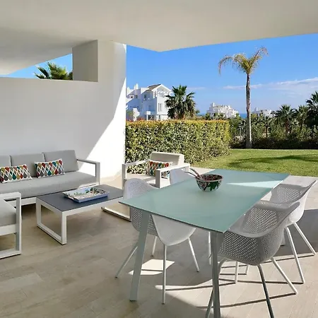 Alcazaba Lagoon 2351 إِستيبونا